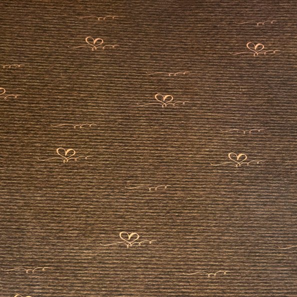 Бумага упаковочная коричневая, с сердцами Бумага упаковочная коричневая, с сердцами