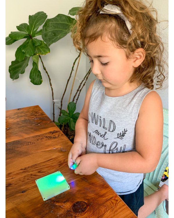 MAGNA-TILES Магнитный конструктор Magna Qubix светящийся в темноте, 16 деталей