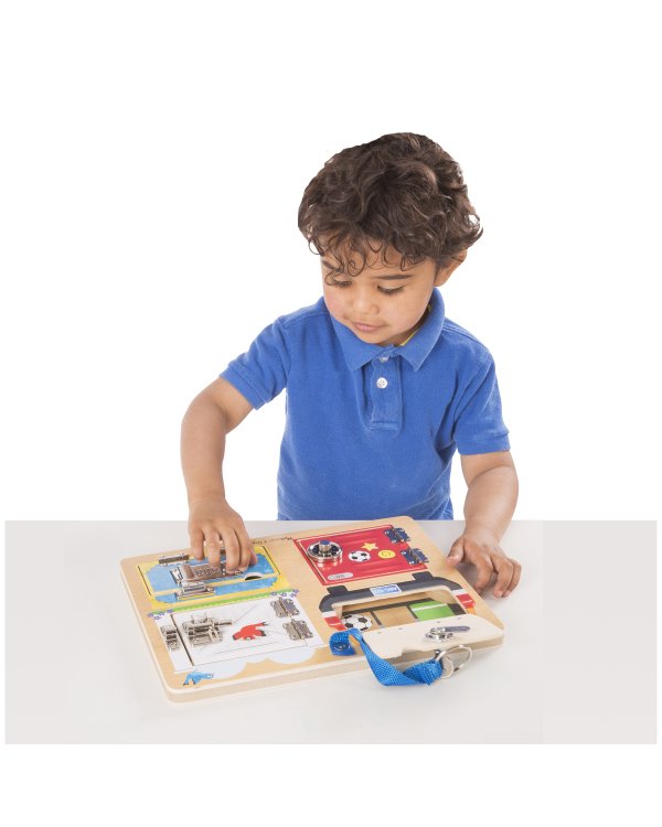 Дополнительное изображение книги «MELISSA & DOUG Доска с замочками»