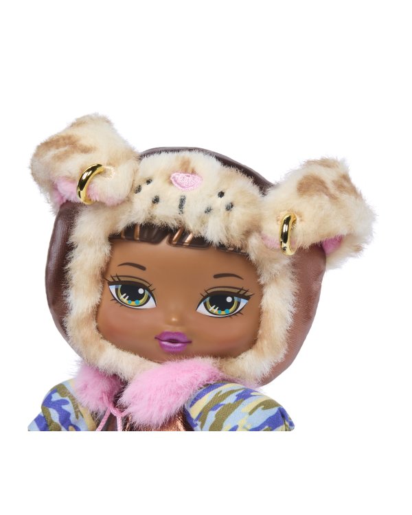 Дополнительное изображение книги «BRATZ Bratziez мягкая кукла-брелок Tokyo a Go-Go, 14 см»