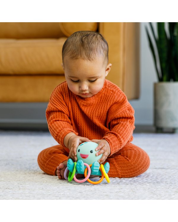Дополнительное изображение книги «INFANTINO Светящийся ловец колец»