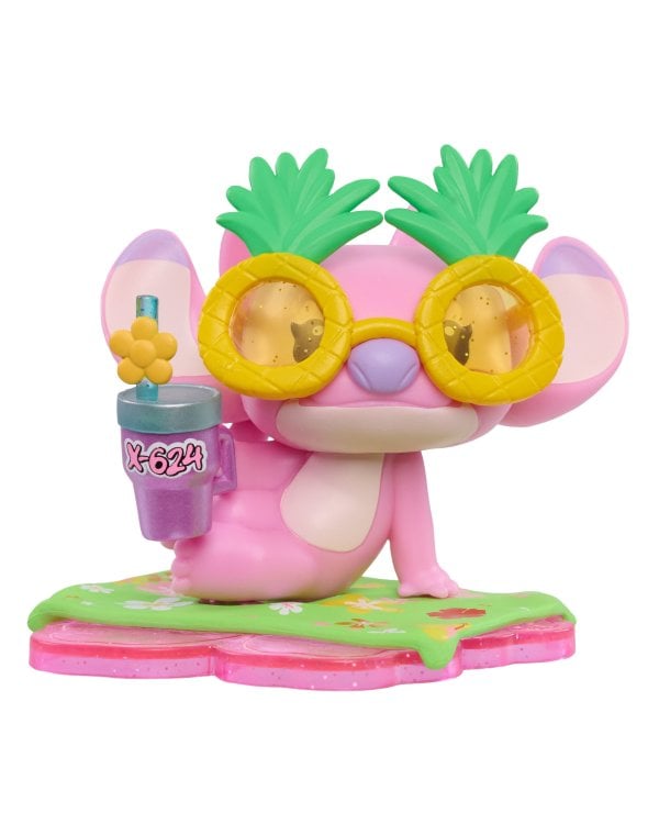 Дополнительное изображение книги «STITCH Pool Party коллекционная фигурка, 6 см»
