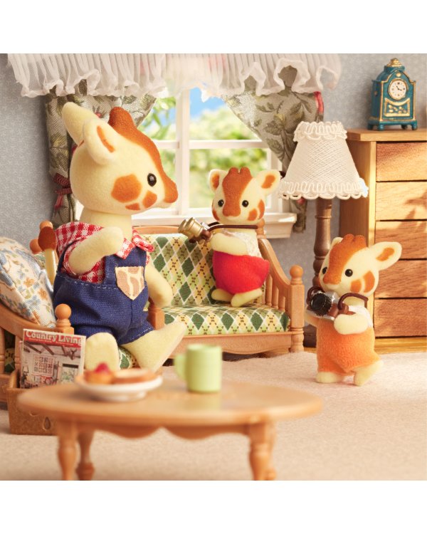 SYLVANIAN FAMILIES Семья Жирафов