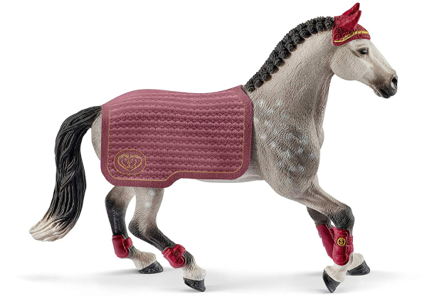 Обложка книги «SCHLEICH HORSE CLUB Тракененская Кобыла Для Соревнований»