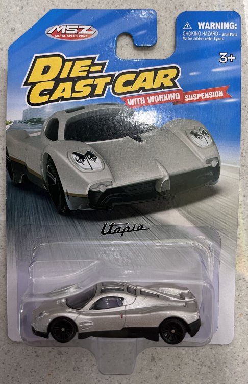 Обложка книги «MSZ металлическая модель 2023 Pagani Utopia, масштаб 1:64»