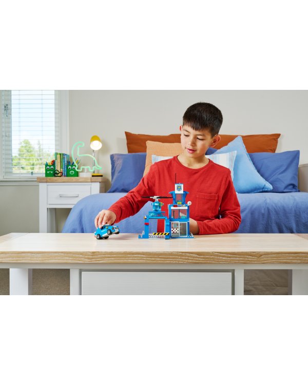 MAX CITY конструктор Полицейский участок, 889 частей