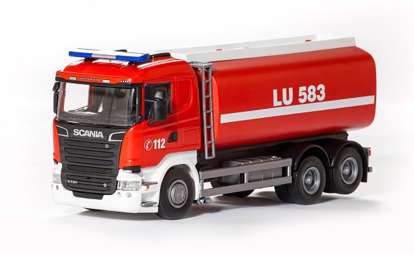 Пожарная автоцистерна Scania, масштаб 1:25, 31 см