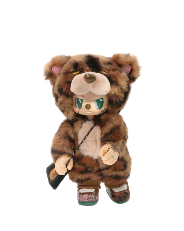 REBEL BEAR Мягкая коллекционная фигурка с сумочкой, 18 см
