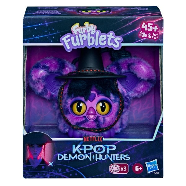 Обложка книги «FURBY KPOP DEMON HUNTERS Интерактивная плюшевая игрушка Фёрблетс демон Саджа Бой»