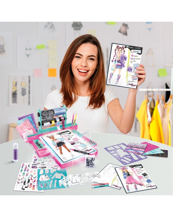 STYLE 4 EVER Набор для творчества Fashion Designer Light-up Studio