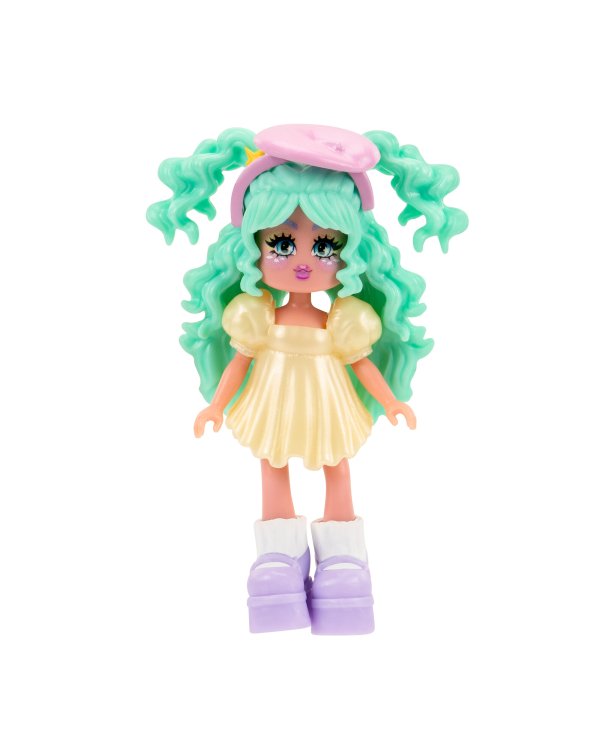 ROYALE HIGH кукла с аксессуарами School Spirit